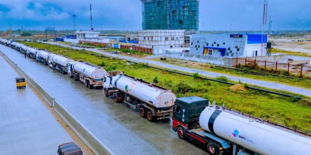 Nigerian Petroleum Company, NNPCL Deploys Over 100 Trucks To Dangote Refinery For Sunday’s Fuel Loading